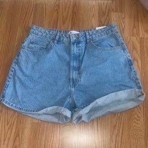 Zara Mom Fit Short